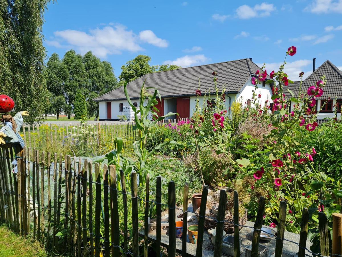 B&B Bauernhofferien Auf Mon Askeby Buitenkant foto